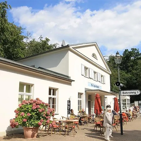 Mollibahnhof - Mollibahnhof 05 *